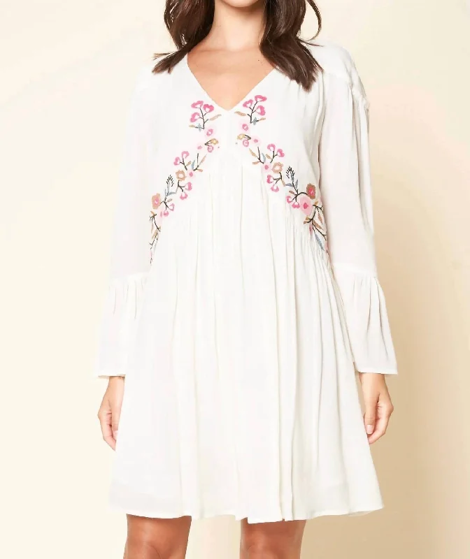 Timothy Peasant Embroidered Dress In White Women's Trendy Casual Clothes