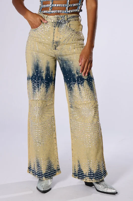 SAY IT TO MY FACE DENIM PANT WITH RHINESTONE Stylish Women's Outfit