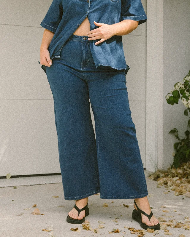 Lola Denim Jeans | Blue Denim Charming Women's Holiday Apparel