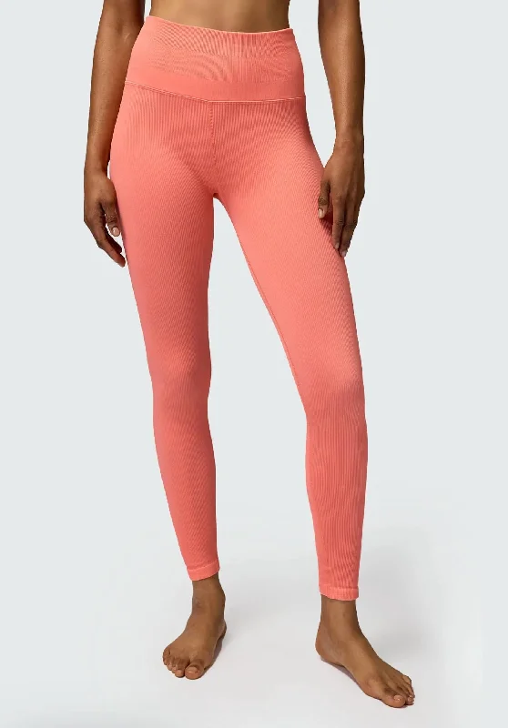 Love Sculpt 7/8 Legging In Flamingo Comfortable Outfit For Women