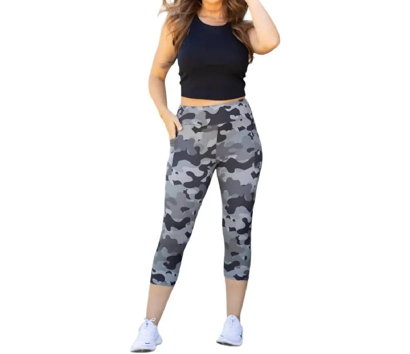 Ace Capri Leggings With Pockets In Camo Stylish Everyday Clothing