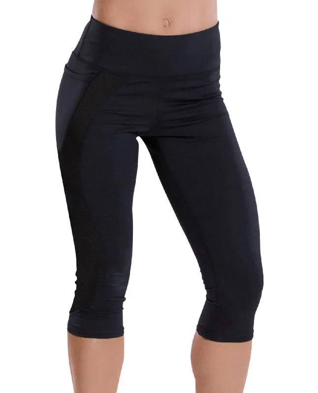 Moonlit Capri Leggings In Black Women's Casual Wear Clothes