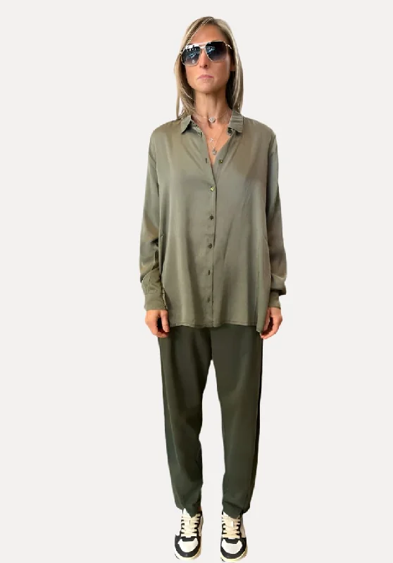 Comfort Fit Trousers - Green Women's Relaxed Outfit